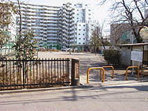 Small park 100 yard away
