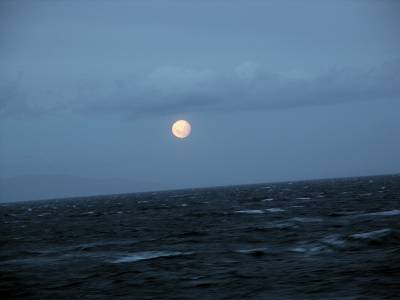 Moonrise on the Drake
